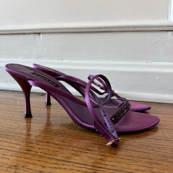 Escada Women's Violet Strappy Heels - Picture 4 of 8